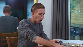 Pukulan Ganda Di Pantat Nina Dengan Sepatu Tinggi / Brazzers / Masukkan Kode Xvpromo Di Situs Resmi Untuk Diskon