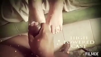 Istri Nakal Dari Tinder Ngentot Dubur Dan Erang Memekas Digerogoti Kontol Hitam