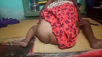 Bibi India Yang Seksi Menggoda Dan Bercinta Panas Dengan Pacar Tirinya