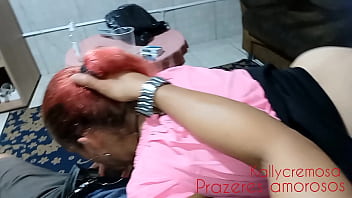 Suami Yang Benar-benar Pengecut Merelakan Istrinya Dilampiaskan Pria Lain Demi Kepuasan Nafsunya Sendiri