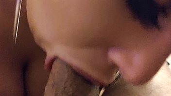 Neyla Si Beurette Habis Liburan, Ngesot Mulut Sama Kontol Gede