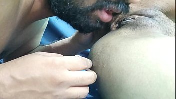 Guru Hindi Desi, Priya, Ngentot Muridnya Habis Jilat Memek Sempit Sampai Meraung-raung Dengan Suara Asli Hindi