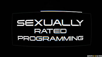 Pemrograman Mesum: Adegan Blowbang Panas Angela White Dari Brazzers – Streaming Lengkap Di Zzfull.com/rated
