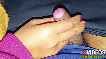 Tanteku Menggila Pada Kontol Mungil Yang Menggoda