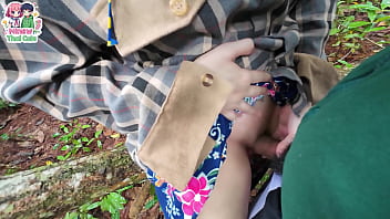 สาวไทยหลงป่า ไฟกำหนัดลุกโชนจนต้องปลดปล่อยกันกลางไพร
