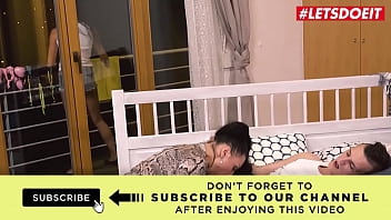 Ibu Tiri Rusia Yang Nakal Menggoda Dan Mengajak Anak Tirinya Untuk Bercinta Anal