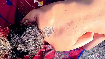 Amateur Hot Tiga Sekawan Di Pantai Dengan Milf Turki Dan Dua Pemuda Jerman Gagah