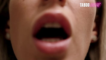 Ibu Tiri Membuatmu Keluar Hanya Dengan Mulutnya – Nikki Brooks – Asmr