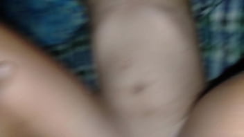 Istri Seksi Tanpa Celana Dalam Minta Petunjuk Jalan Dan Membiarkan Pria Asing Meraba-raba Tubuhnya