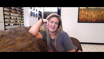 Ibu Temanku Yang Seksi Butuh Bantuan Untuk Melupakan Perceraian, Clover Baltimore Wca Productions