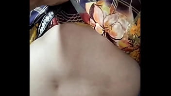 Bidadari Desa India, Bhabhi Liar Buang Air Di Alam Terbuka