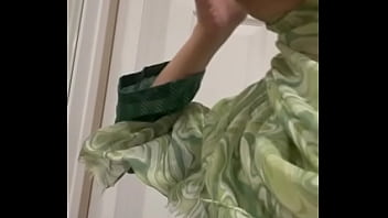 Kecantikan Tersembunyi Di Balik Hijab Yang Menggoda