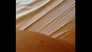 Istri Desi Julia Dikentuti Oleh Suaminya Sendiri