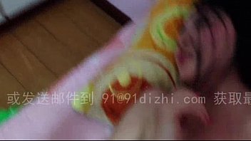 Pasangan Tiongkok Bercinta Di Rumah Dengan Gaya Liar