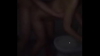 Gadis Tionghoa Panas Menggoda Di Kamar Mandi