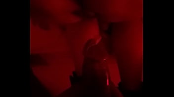 Goyang Ngewe Dari Belakang Dengan Emak-emak Tionghoa Basah Bergetar Pakai Sepatu Boots Di London