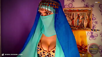 Gadis Muslim Berhijab Siap Menggoda Di Webcam, Ayo Tonton Mereka Sekarang!