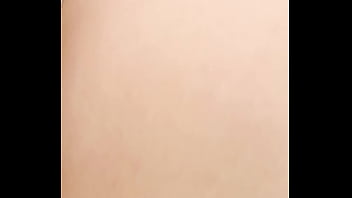 Anak Tiriku Menerima Isian Pertama Di Dalamnya