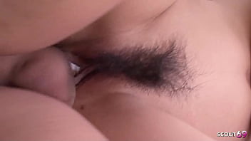 Pemerkosaan Penuh Tanpa Sensor: Petite Jepang Perawan Dihamili Wajah Pertama Kali Oleh Pria Tua Tak Dikenal Di Jepang