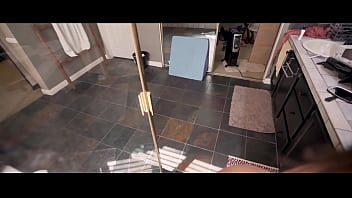 Mandi Panas Bersama Ibu Temanku Yang Menggoda, Helena Price Dari Wca Productions