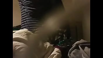 Gaun Ketat Untuk Gadis Berhijab Yang Menggoda