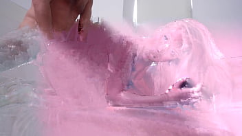 Gadis Rusia Imut Dan Pria Italia Tua Dengan Kontol Besar