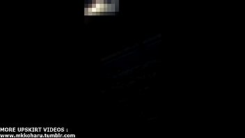 Selangkangan Terbuka Gadis Asia