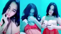 Gadis Abg Montok Dengan Payudara Besar Dan Puting Cokelat Menggoda