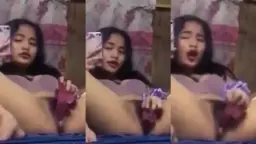 Gadis Kecil Menggoda Dengan Mainan Getar Yang Menggairahkan