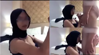 Mahasiswi Berjilbab Nisa Yang Menggoda, Bagian 1