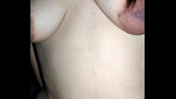 Ate Pinay May Mainit Na Regalo Para Kay Bunso – Paboritong Kapatid