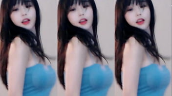 Cô Nàng Trung Hoa Quyến Rũ Trong điệu Nhảy Gợi Cảm