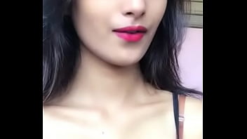 Gadis Desi Menggoda Dengan Kedip Mata Yang Menggairahkan