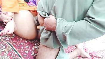 Istri Pakistan Bayar Tagihan Bulanan Dengan Lubang Pantatnya – Bicara Seks Panas Audio Hindi Jelas