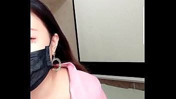 Susu Tiongkok Yang Menggoda: Bagian Kedua