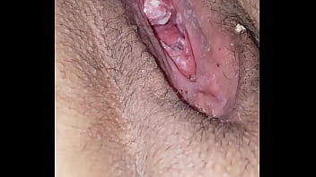 Istri Desi Buang Air Kecil Dengan Penuh Gairah