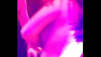 Gadis-gadis Seksi Menari Di Klub Malam Tiongkok