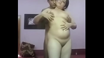 Pasangan Desi Di Ranjang, Bergairah Dan Penuh Nafsu