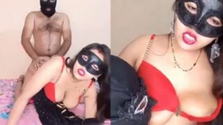 Gadis Berpayudara Besar Memberikan Blowjob Panas Di Webcam Dewasa Langsung